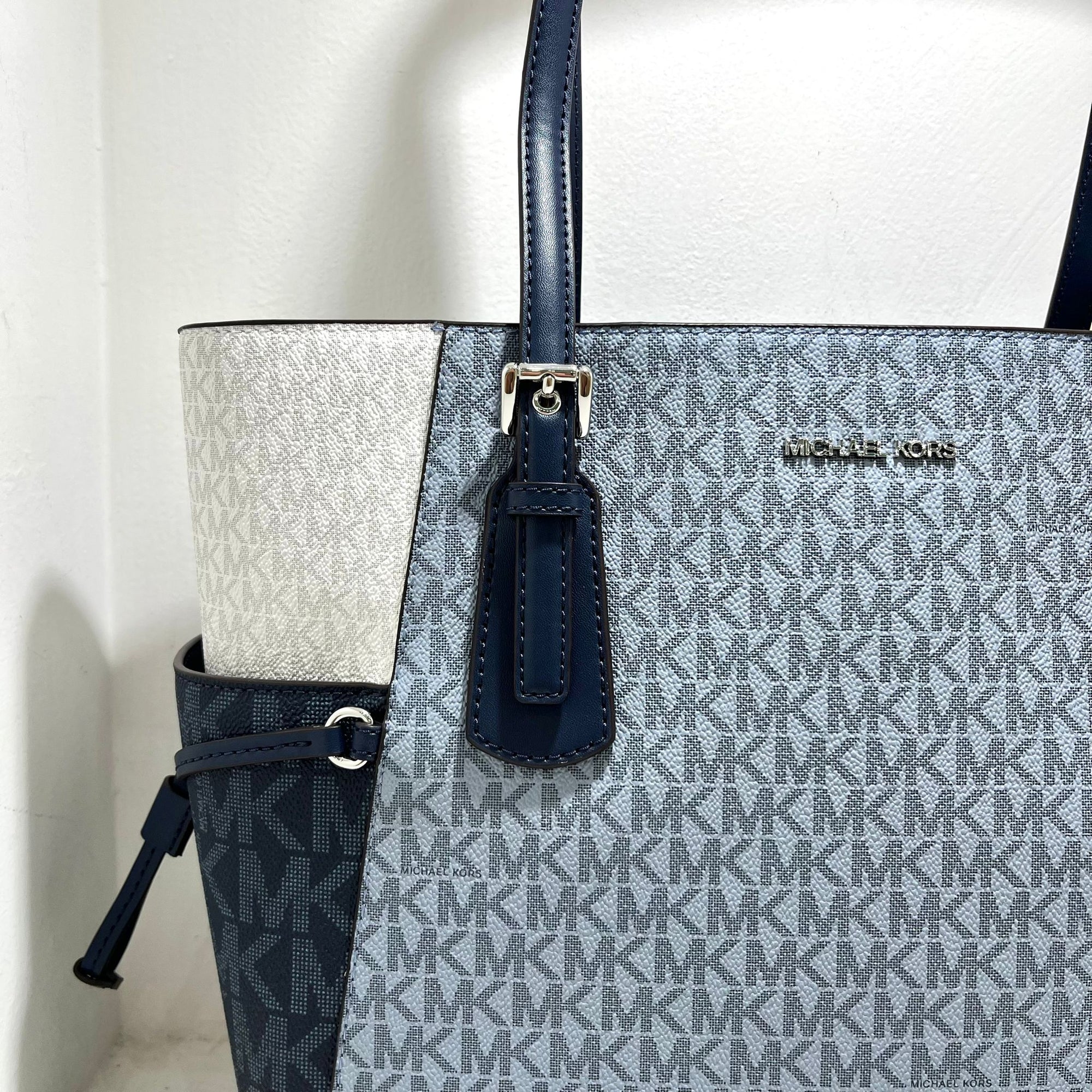 Michael Kors Voyager LG - Admiral multi