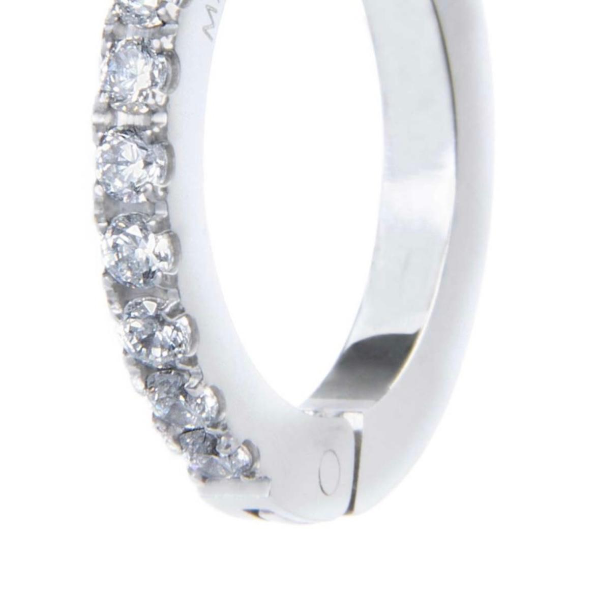 Orecchino a cerchio 1,7 cm con zirconi