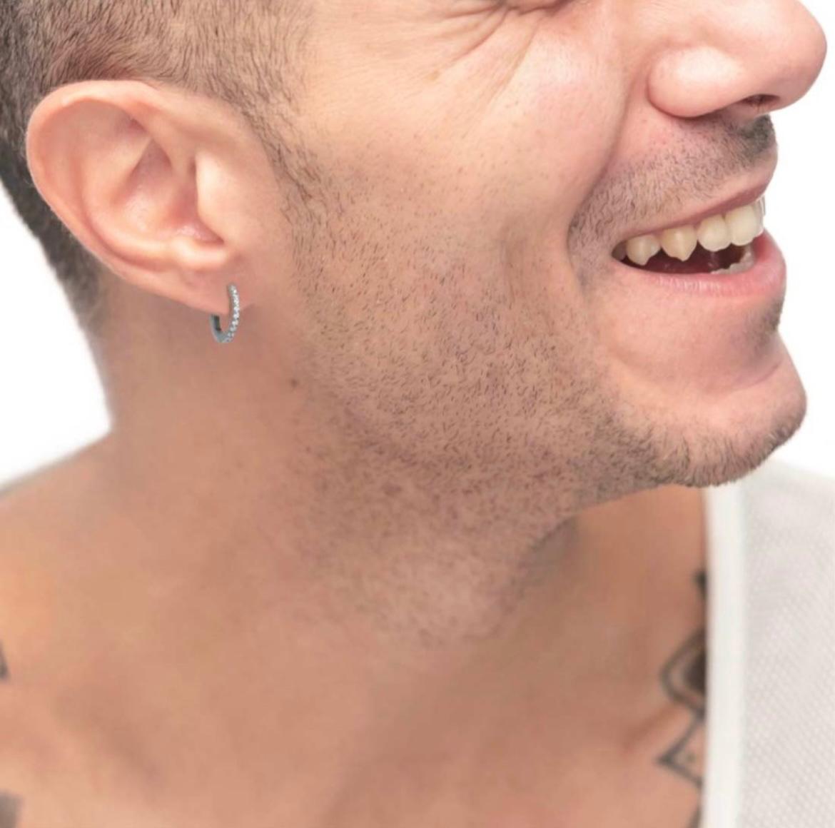 Orecchino a cerchio 1,7 cm con zirconi