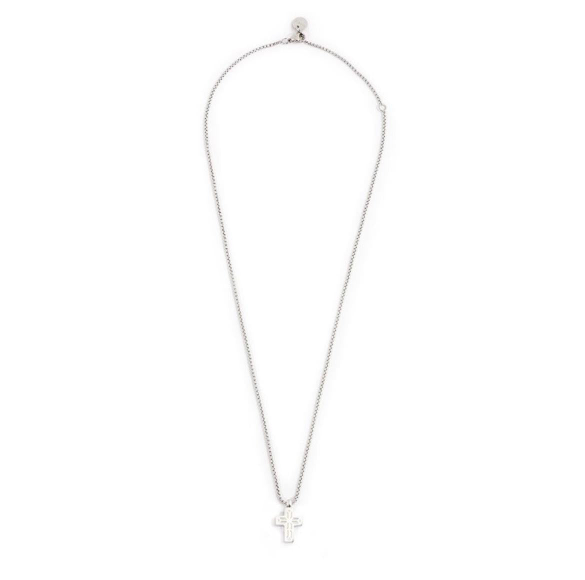 Collana con croce pendente con zirconi