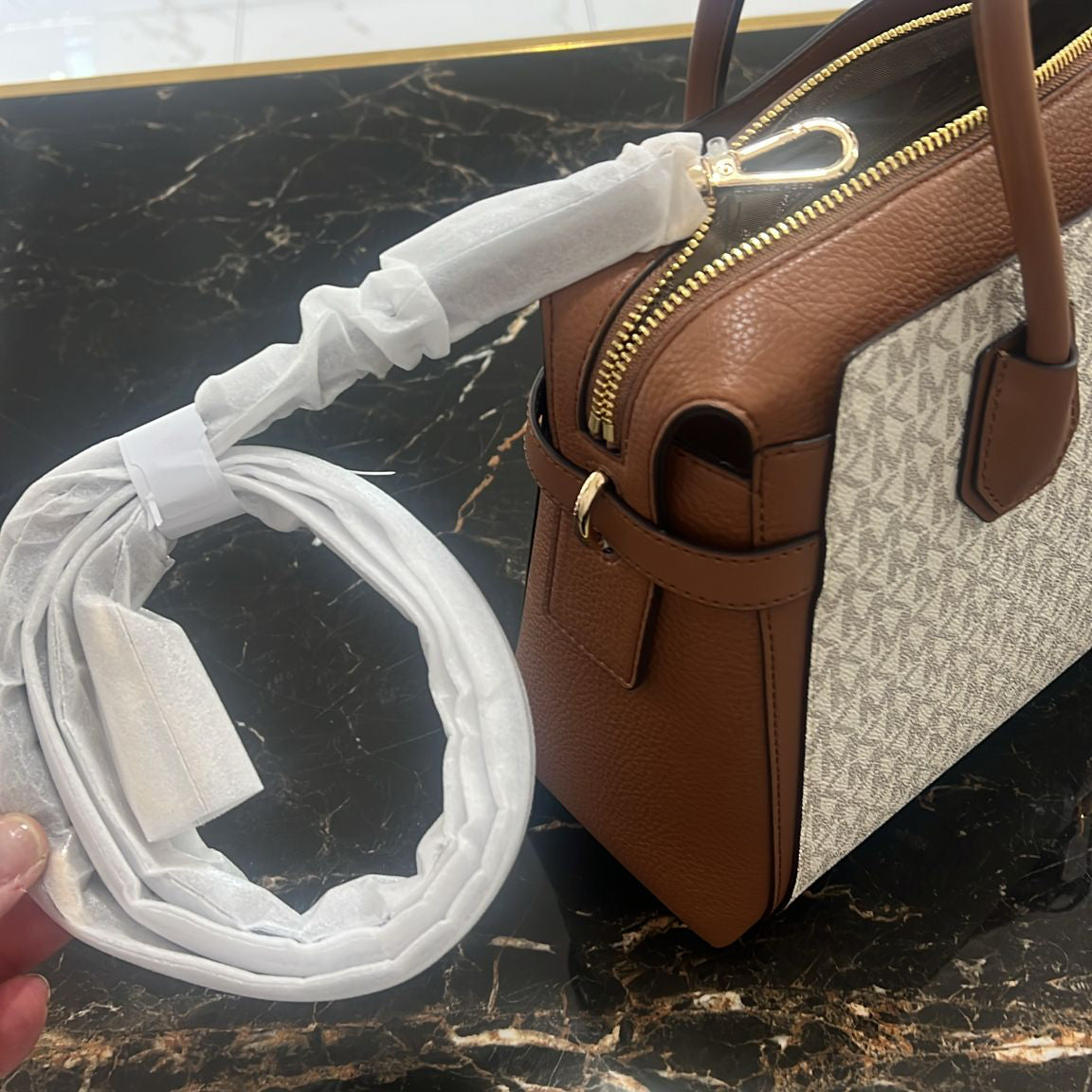Michael Kors Mercer Vanilla