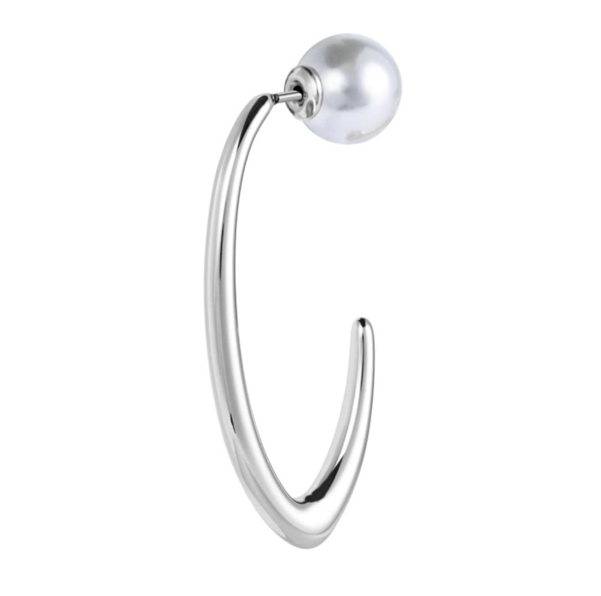 Orecchino a lobo ovale con chiusura perla
