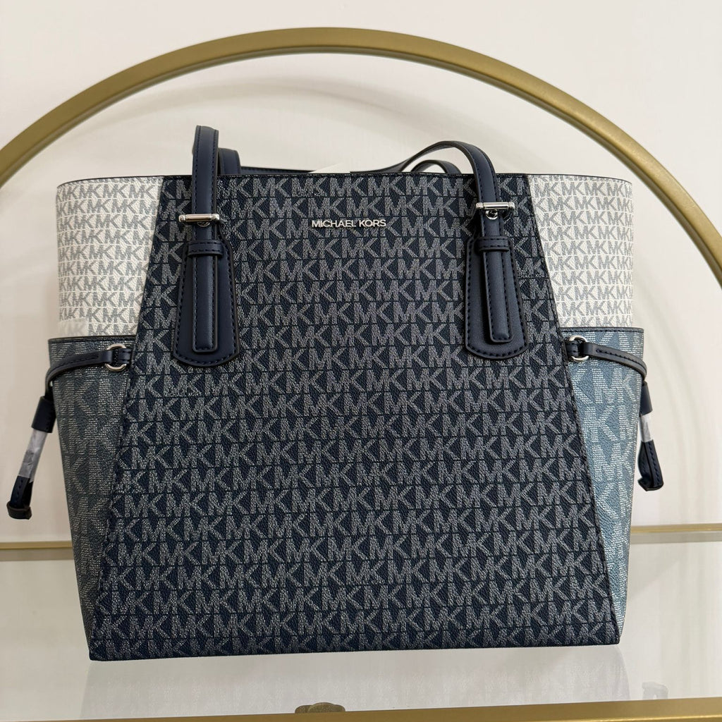 Michael Kors Voyager