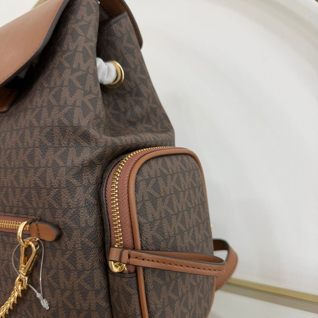 Michael Kors Jet Set Item brown