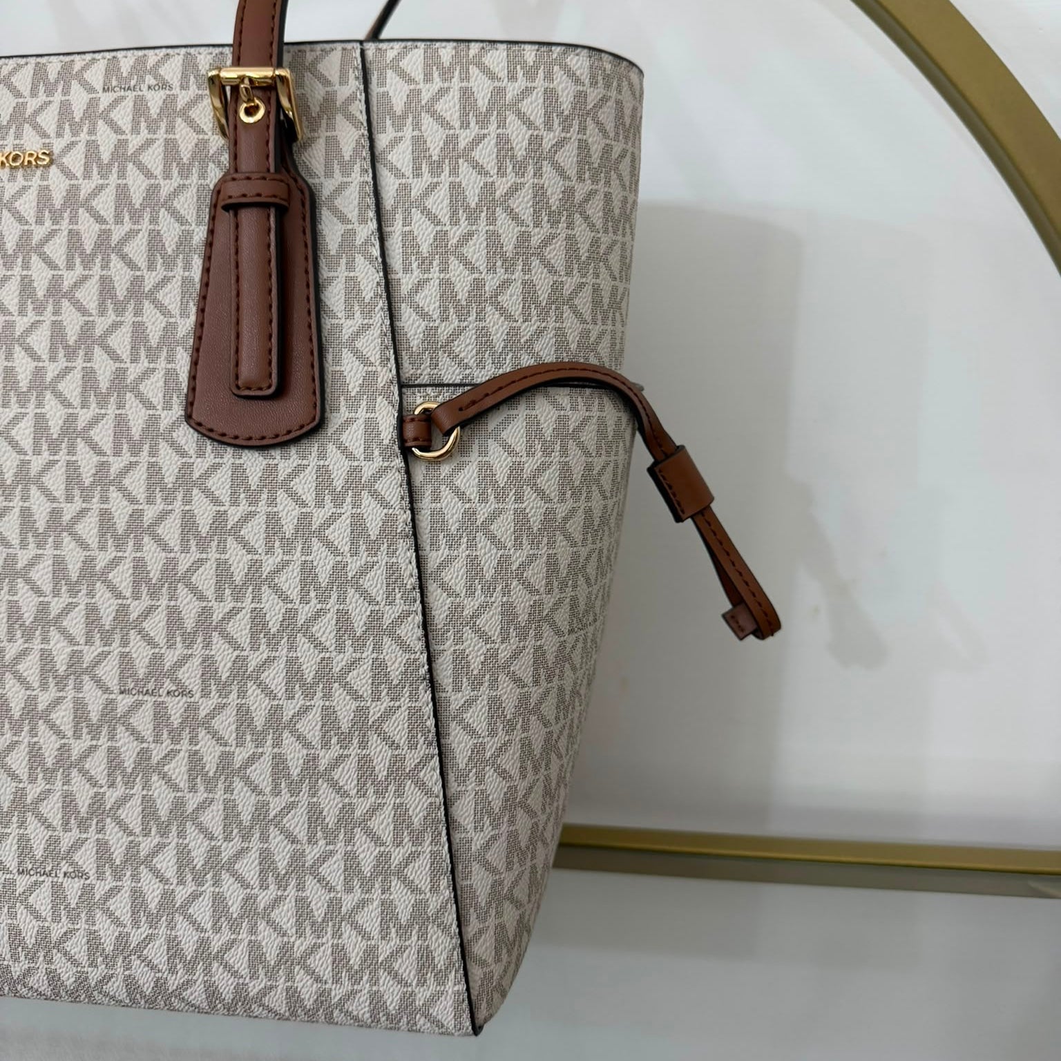 Michael Kors Voyager Vanilla