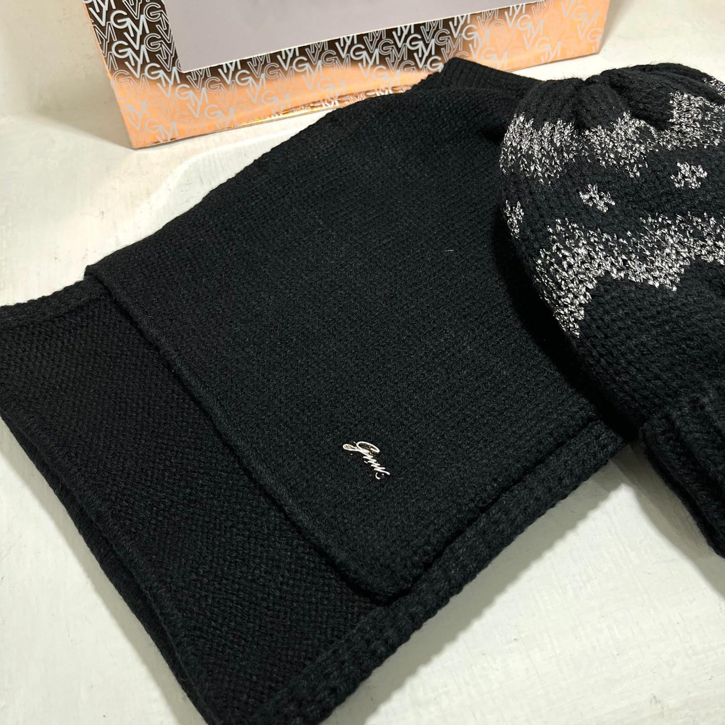 GianMarco Venturi - Set sciarpa e cappello Nero