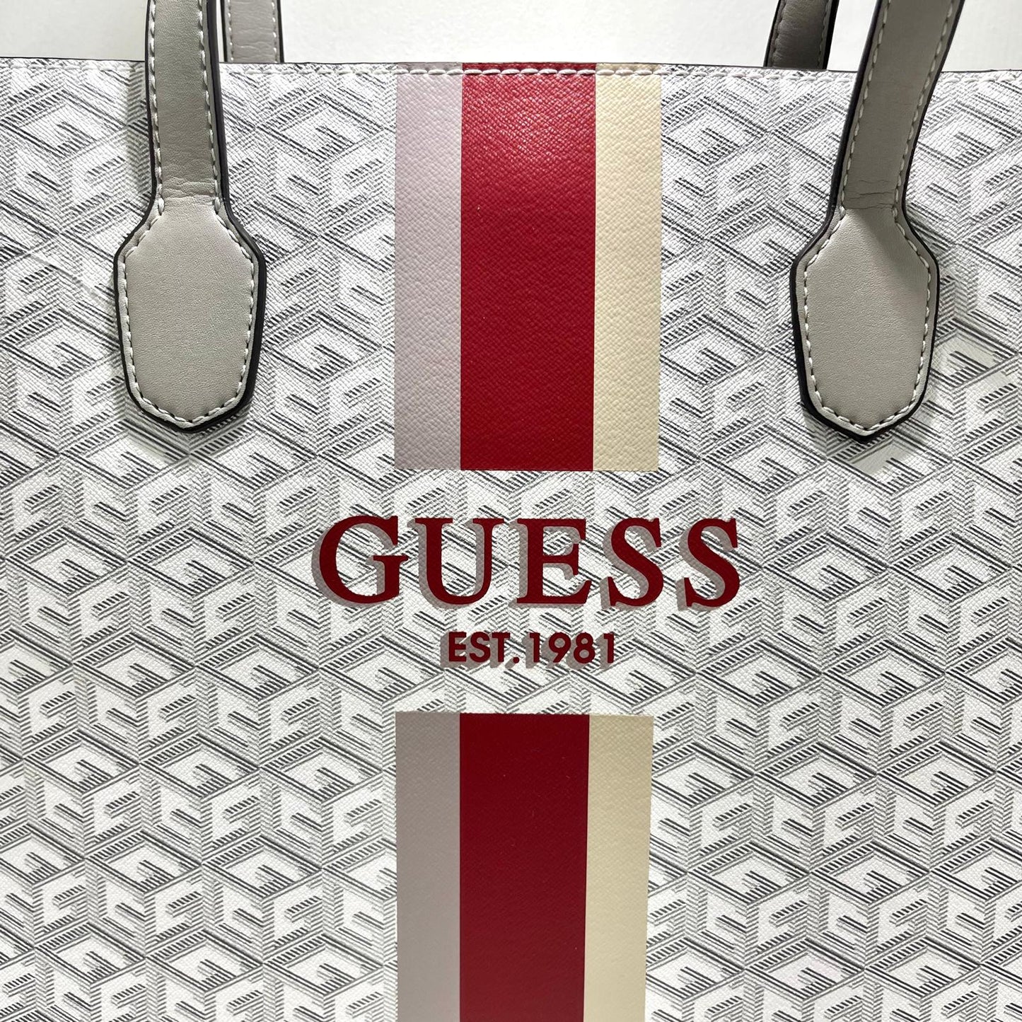 Guess - Stone Logo Silvana con clip