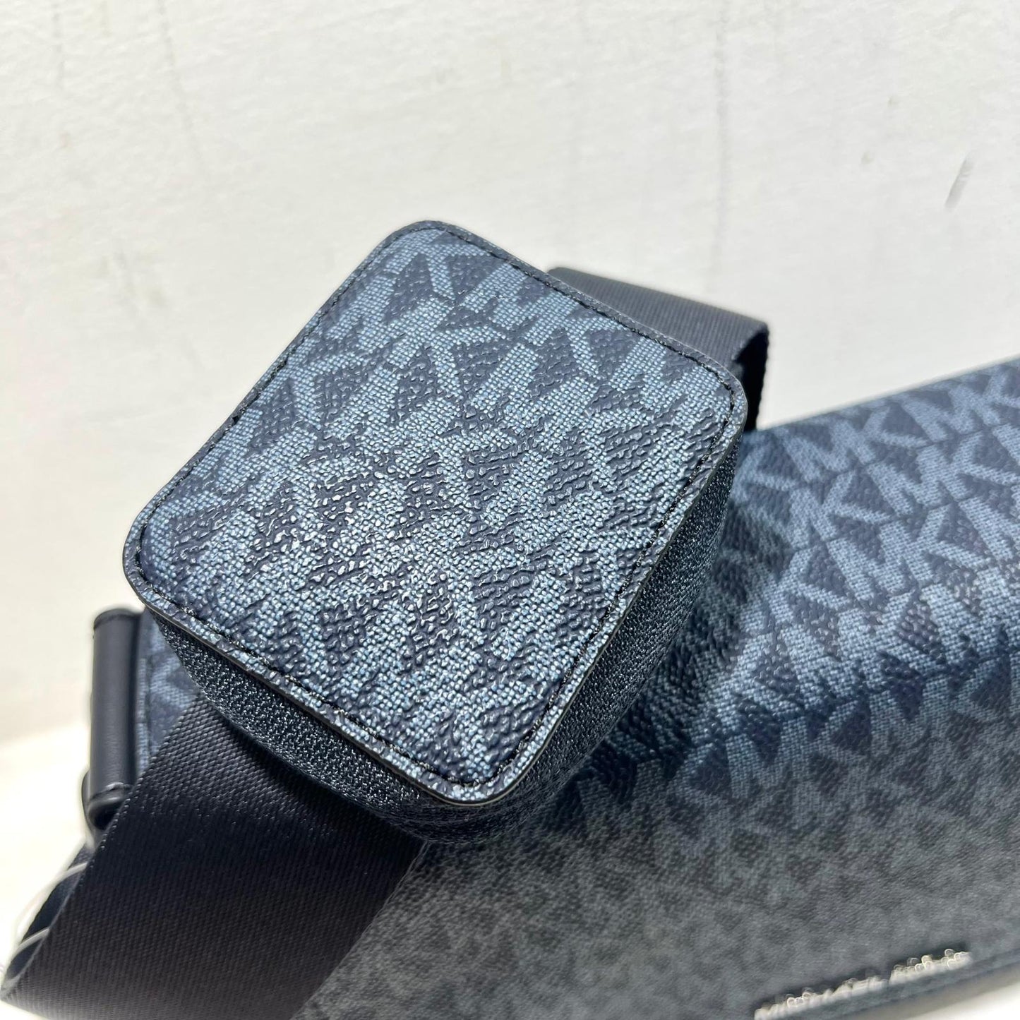 Michael Kors Cooper - Mini Flap Blue