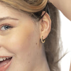 Orecchino a cerchio 1,7 cm con zirconi