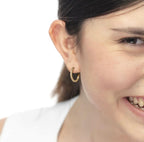 Orecchino a cerchio 2 cm con zirconi