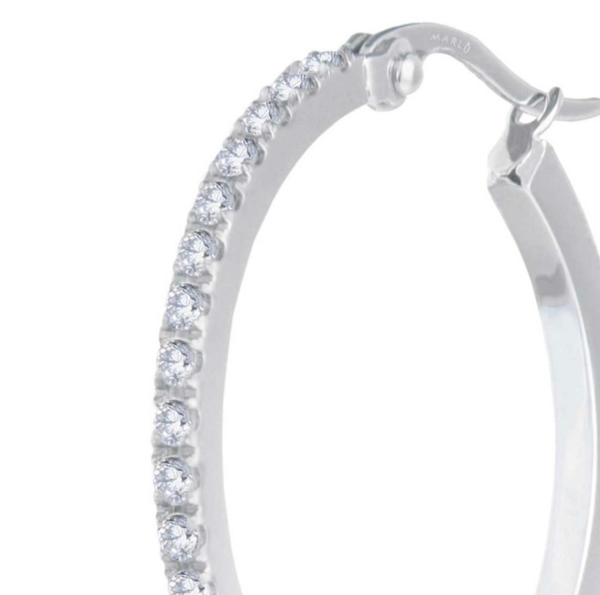 Orecchino a cerchio 2,9 cm con zirconi