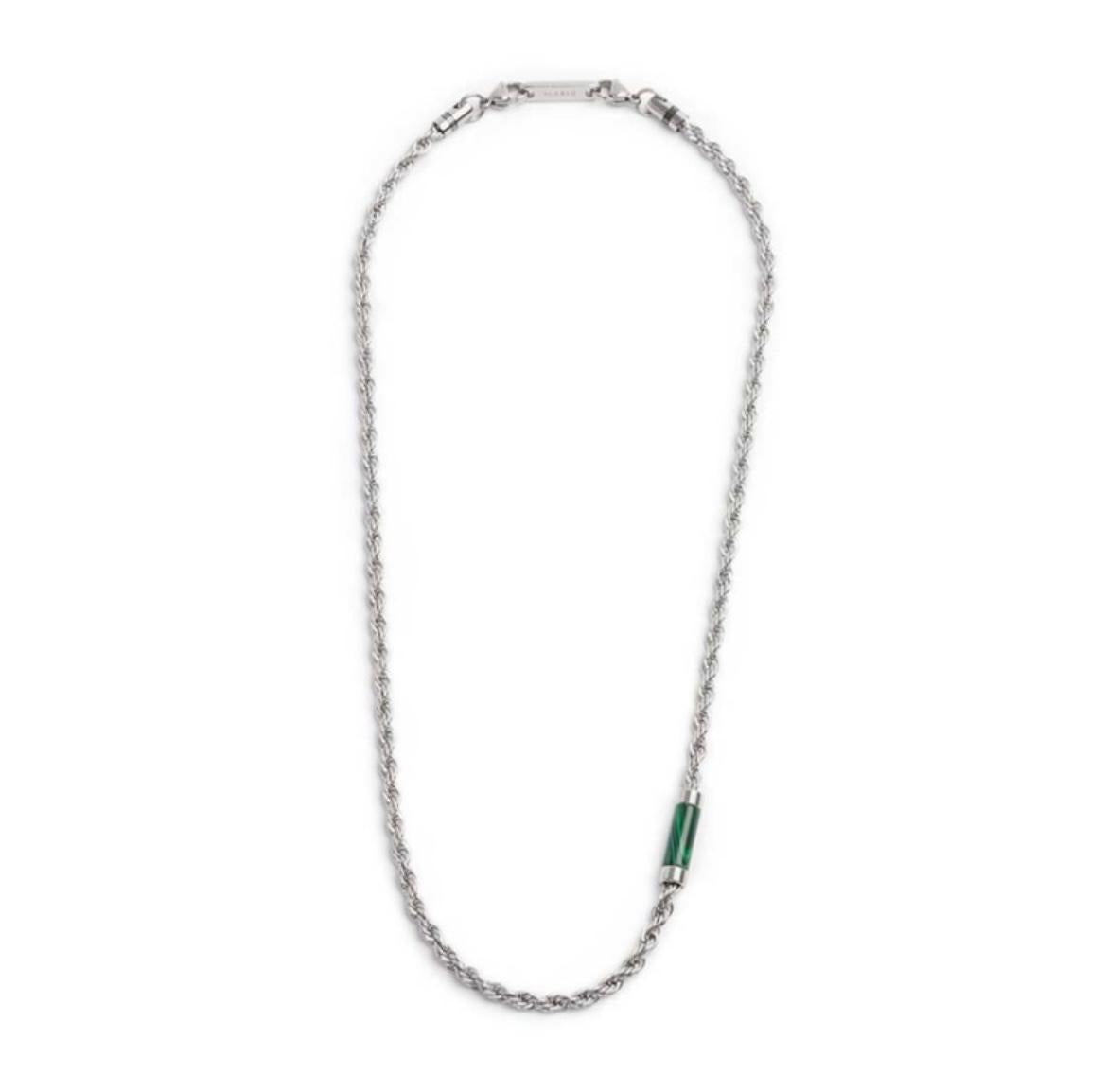 Collana con elemento in pietra